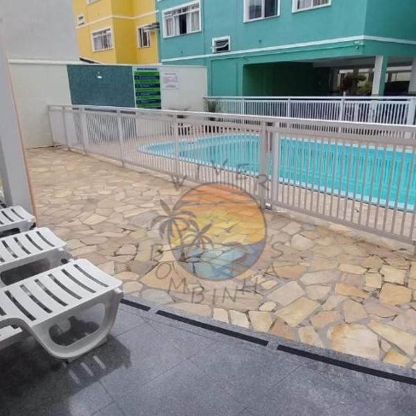 Apartamento no centro da praia com piscina - AP 80