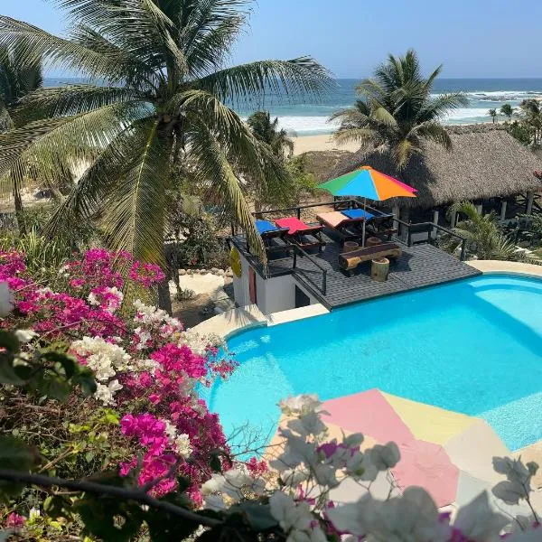 Beachfront Paradise Boutique Hotel, hotel v destinaci Santa María Tonameca