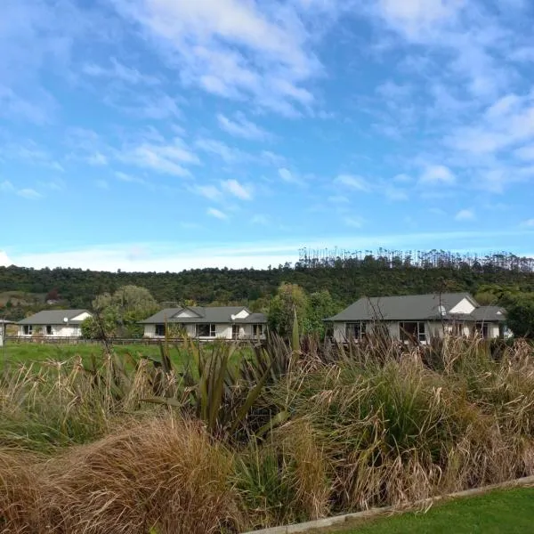 Karamea River Motels, hotel em Little Wanganui