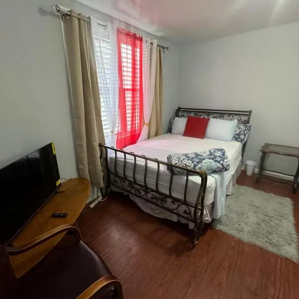 Group Getaway of West New York, hotel in West New York