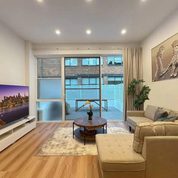 Sydney CBD Newly Renovated Large Terrace، فندق في سيدني