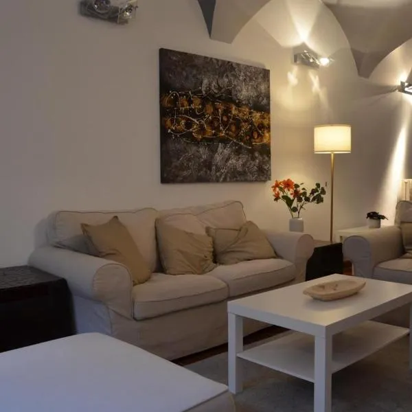 Interno 23 Duomo Apartment, hotel v Udine