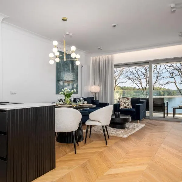Apartamenty Sun & Snow Stranda Giżycko, hotel v destinaci Giżycko
