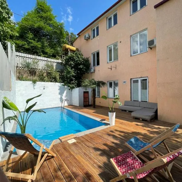 Varketili garden, hotel v destinaci Tbilisi City