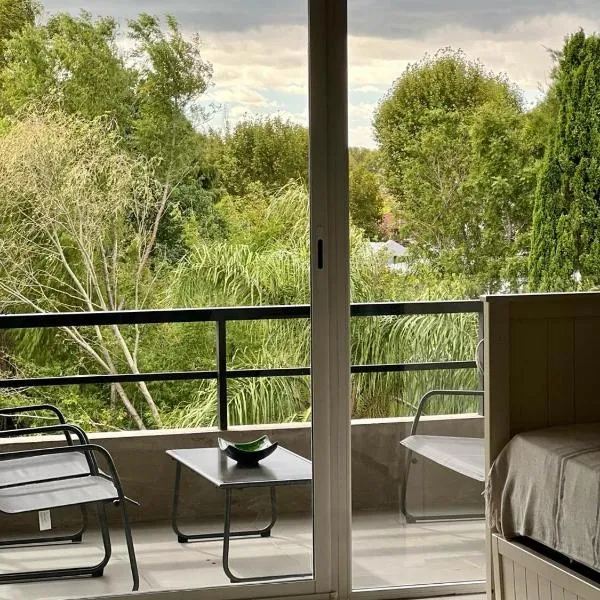 Departamento en Tigre Centro, hotel em Tigre