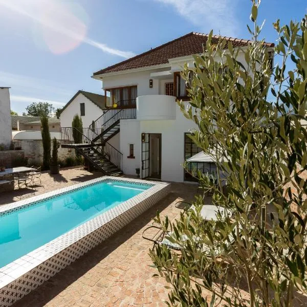 La Maison On Main Self-Catering Villa, hotel in Paarl