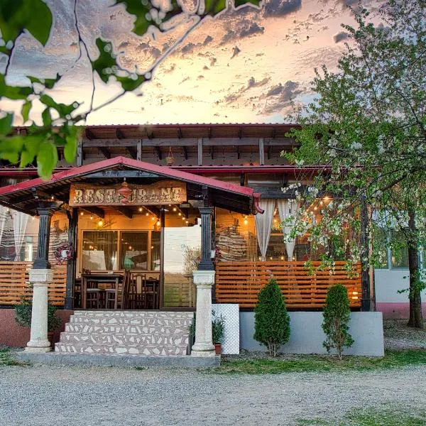 Han Pizza&Pasta, hotel v destinaci Domneşti