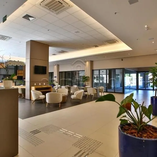 Flat & Lounge SQUARE FARIA LIMA, хотел в Сао Жозе до Рио Прето