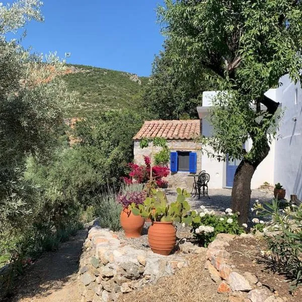 The Donkey House, Pragmatefti, hotel in Leonidion
