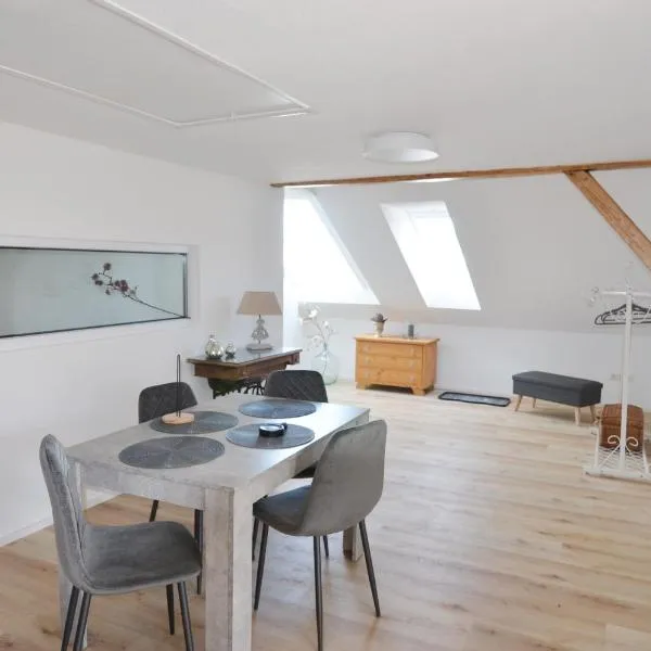 Ferienwohnung Koldas DG, hotel v destinaci Aitrang