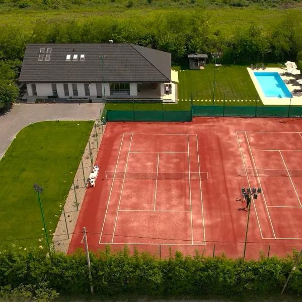 LaHuzur - Casa de Vacanta - Therme Balotesti & Aeroport Otopeni, hotel v destinaci Săftica