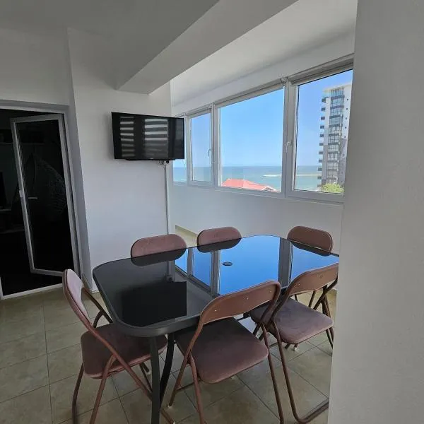 Cliff Sunrise Apartment, hotel in Constanţa