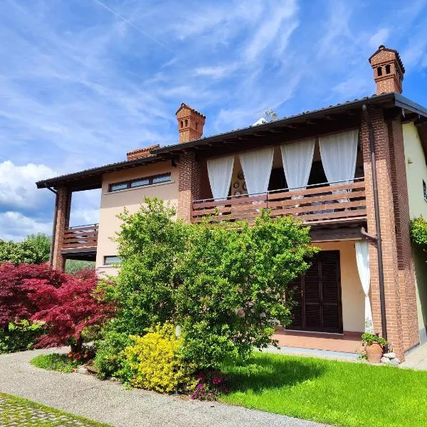 Apartment Karol, hotel in Manerba del Garda
