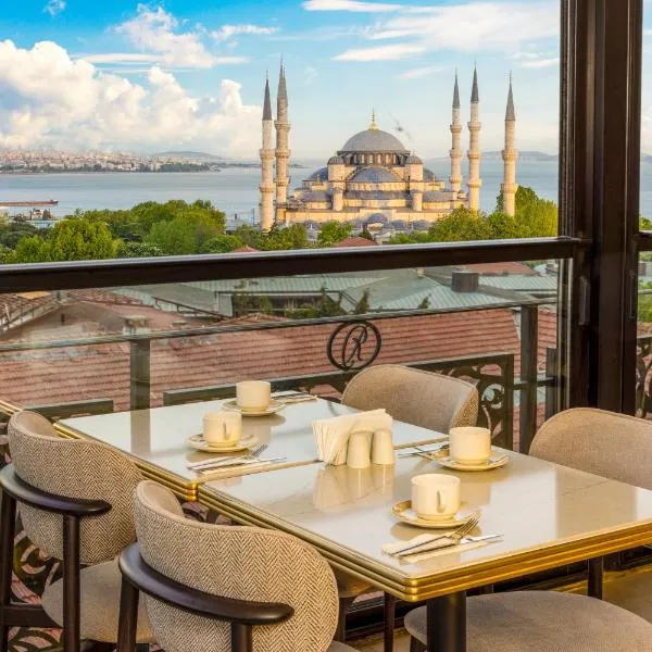 Rast Hotel Sultanahmet, hótel í Taksim