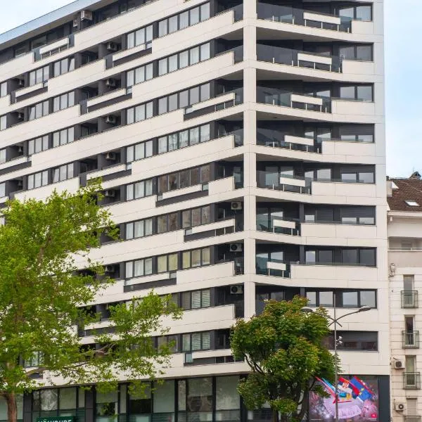 Promenada NS: Novi Sad şehrinde bir otel