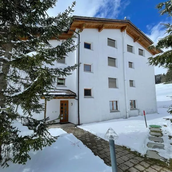 Holiday apartment La Costa Valbella- Lenzerheide, hotel sa Valbella