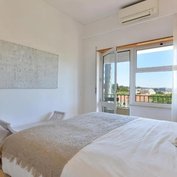 Cascais sea view apartment, hotel v destinaci Cascais