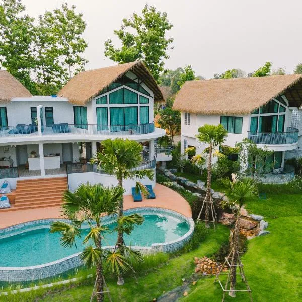Villa De Leaf River Kaeng Krachan、ペッチャブリーのホテル