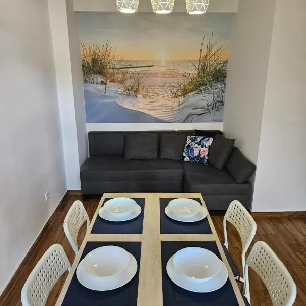 Viesnīca Apartament Piaskowy BURSZTYNEK A5 pilsētā Rovi