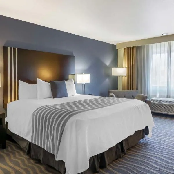 ベスト ウエスタン プラス エドモンズ ハーバー イン（Best Western Plus Edmonds Harbor Inn）、エドモンズのホテル