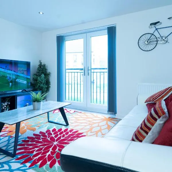 Luxury Ground Floor 2 Bedroom Apartment free WiFi & Parking, hotel in Sheffield