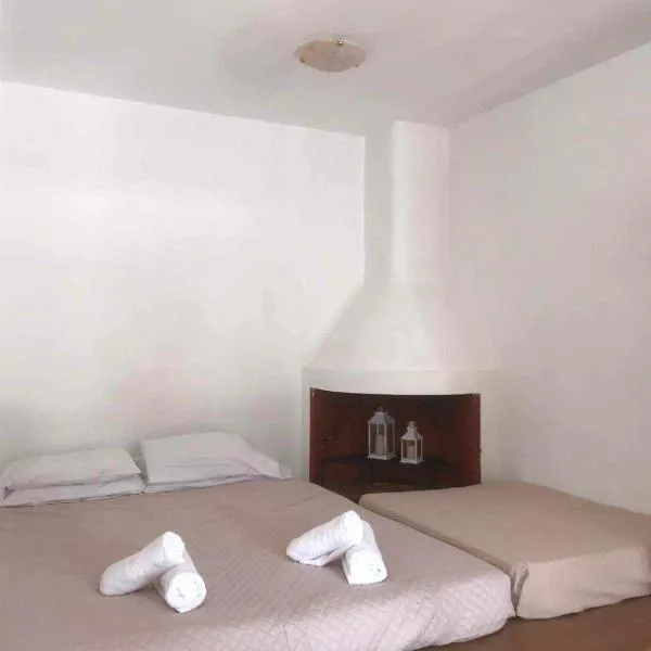 Dimitras Studio，Arnítha的飯店