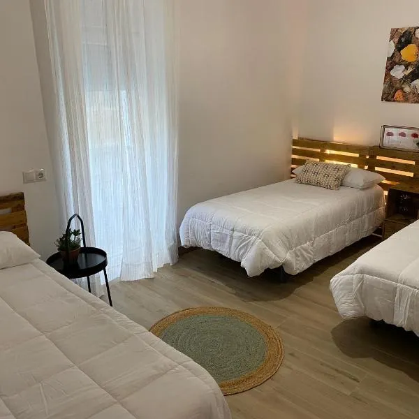 Apartamento Las Escocesas, hotel v destinácii Mogón