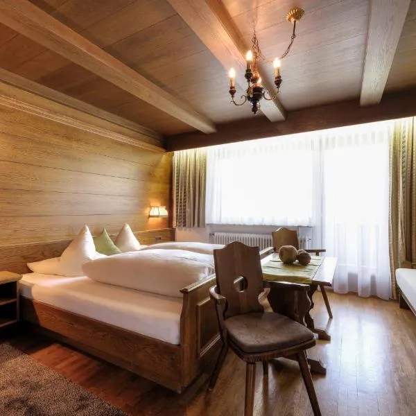 Pension Garni Gemse, Hotel in Zams