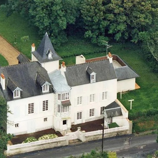 La Villa Mirabelle 2min d'Arromanches-les-Bains, hotel v destinaci Tracy-sur-Mer