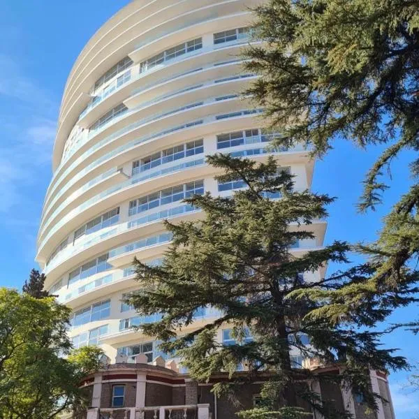 Torre L, hotel in Mendoza