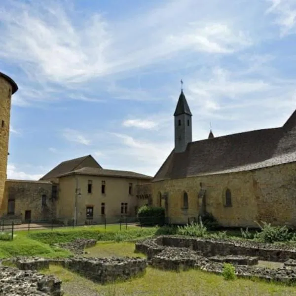 Le Petit Grenette, hotel v destinaci Charlieu