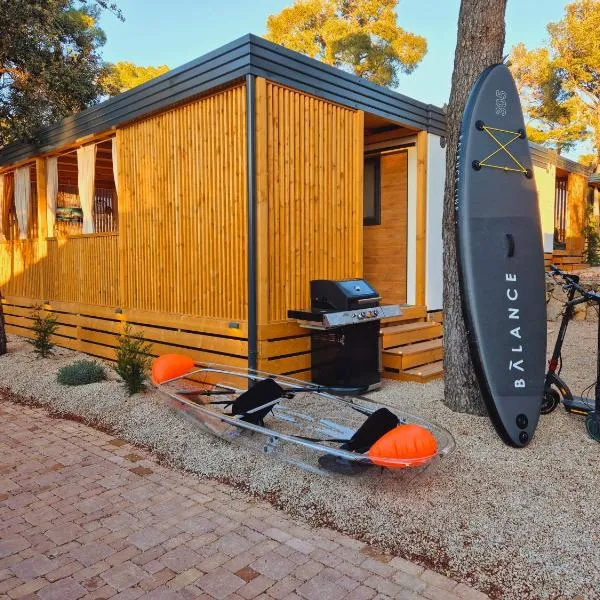 Mobile home TASHA, hotel in Biograd na Moru