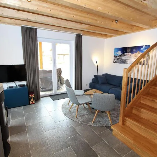 Luxurious Chalet in Kötschach-Mauthen near Ski Area, hotelli kohteessa Kötschach