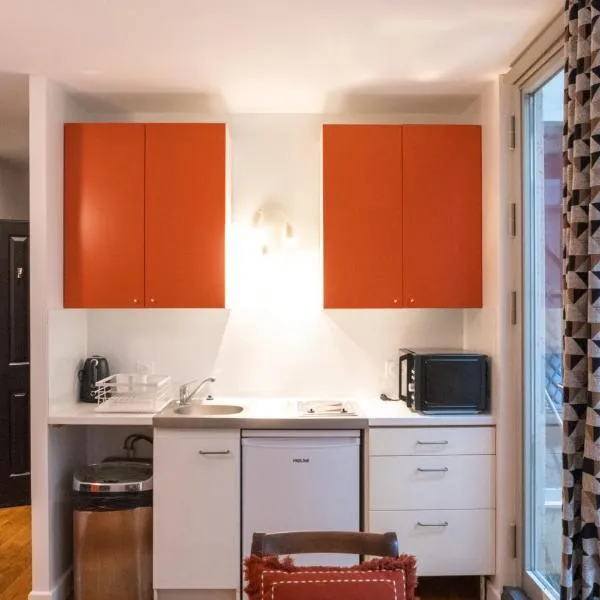 studio d'ALO, hotel in Clamart