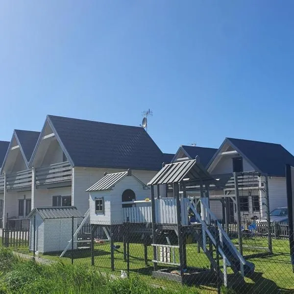 Sarbinowo Prestige - Ekskluzywne domki nad morzem, hotel v destinaci Sarbinowo