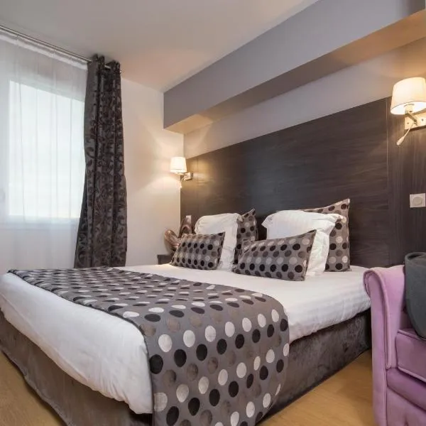 Seven Urban Suites Nantes Centre, hotel in Nantes