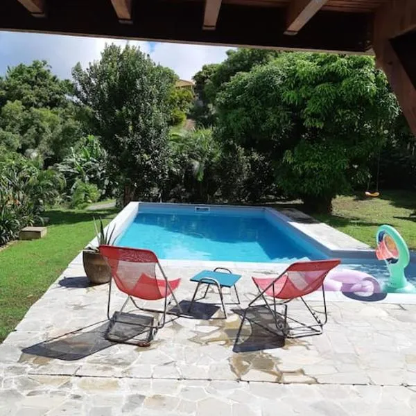 Bas de villa, hauteurs du Robert, hotel di Le Robert