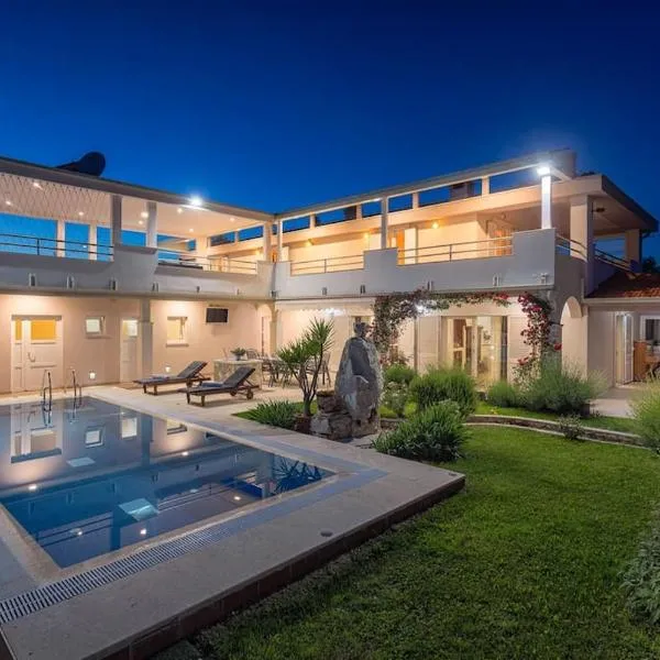 Ferienhaus - Villa Delic by Makarska Exklusiv, hotelli kohteessa Kreševo