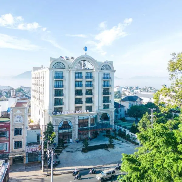 SANDALS AQUILA HOTEL, hotell i Bảo Lộc