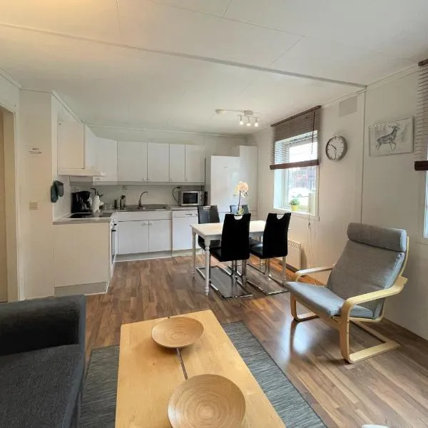 Lassiebyn 10 Entire Apartment with Parking & Kitchen, hotel v destinaci Branas