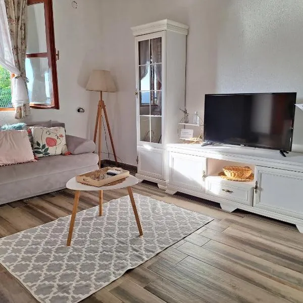 Banjo Rustic House Lake view, hotel v destinaci Virpazar