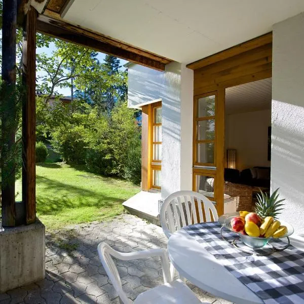 Wellness apartment with pool and terrace, hotel i Lenzerheide