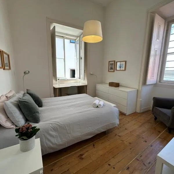 Private comfortable room in Chiado