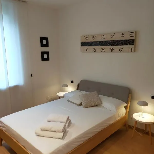 Interno 711, hotel v Udine