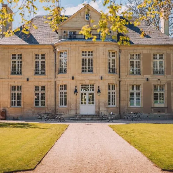 Domaine de Coeurmandie - Hôtel Château, hotel em Bény-sur-Mer