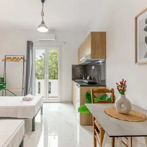 Fysalida's Coastal Gem 6 - Steps Away from the Sea, hotel in Amoudara Herakliou