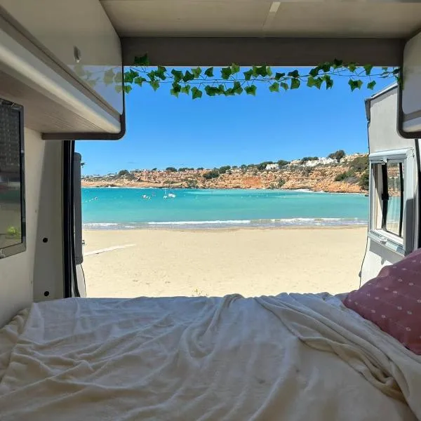 Beautiful Campervan (Mallorca)、San Franceschのホテル