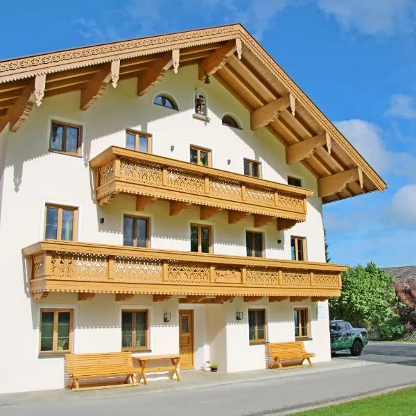 Ferienhof Oberhuber, hotel v destinaci Staudach-Egerndach