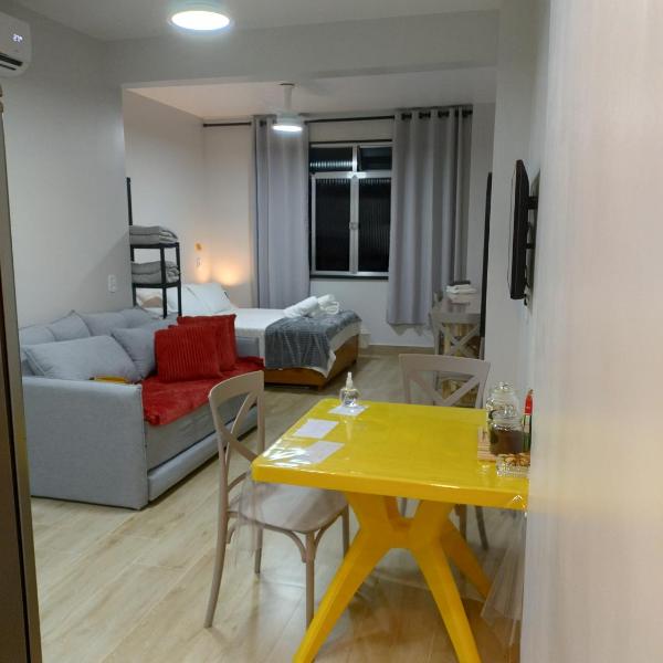 Studio novíssimo primeira quadra praia em Copacabana