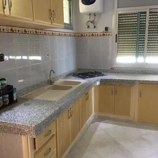Appartement Plage & Famille, Hotel in Ras El Ma